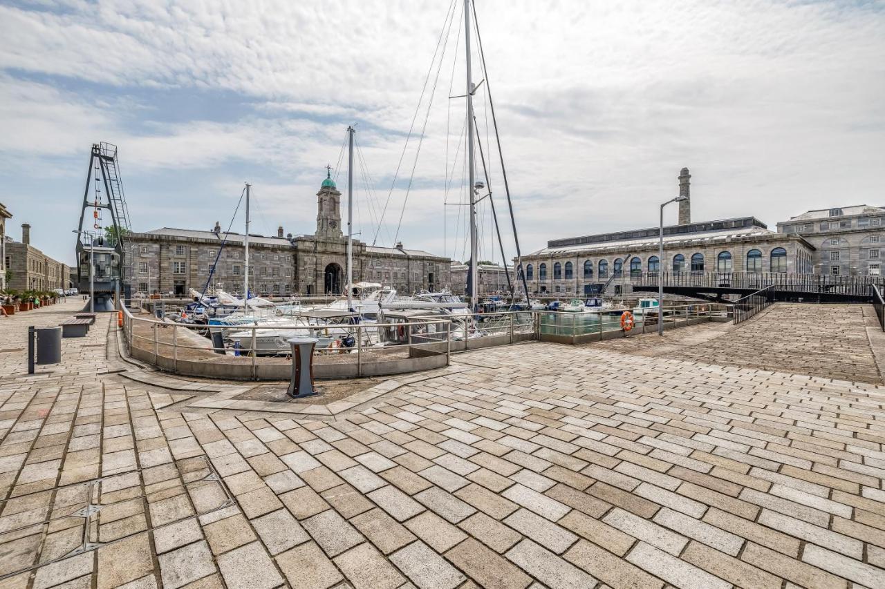 Luxury 2 Bed Apartment In Historic Royal William Yard Plymouth Exteriér fotografie