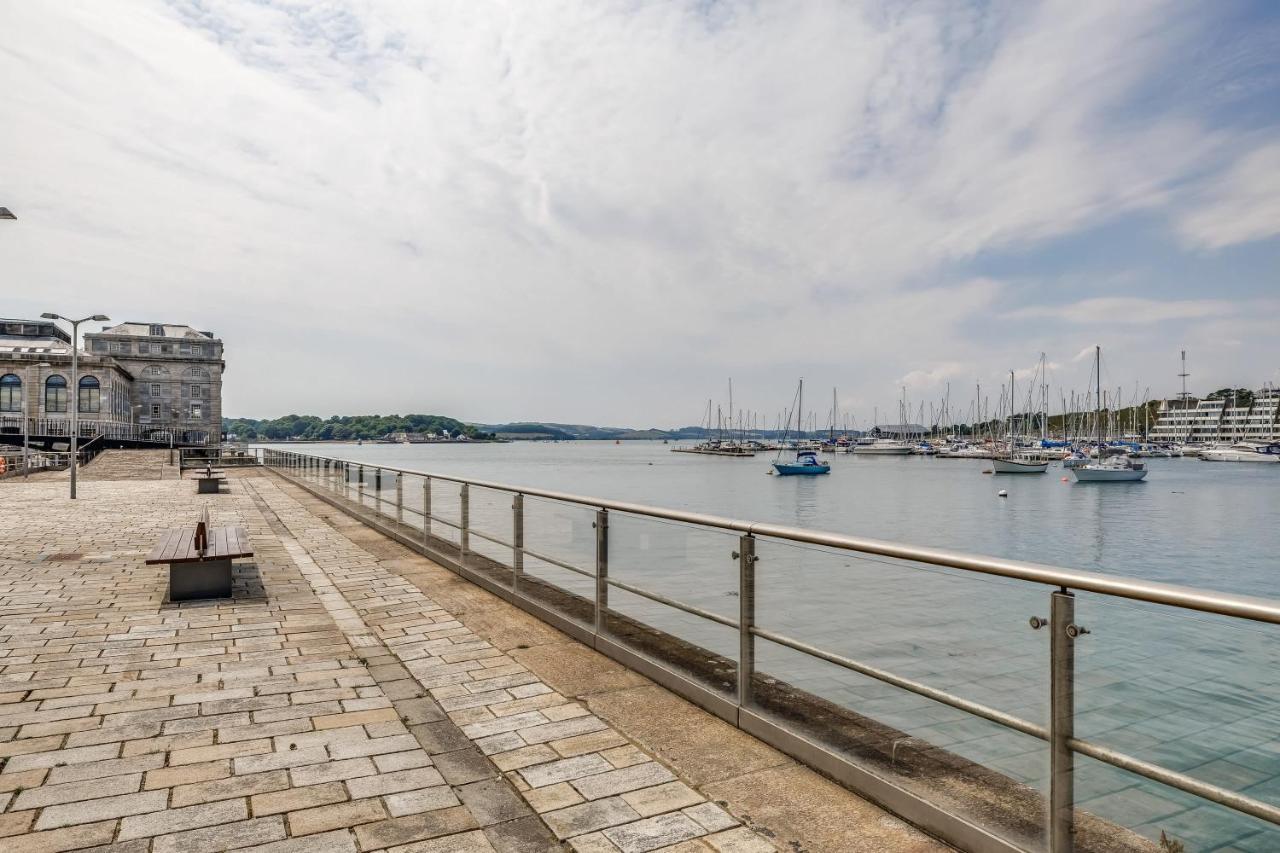 Luxury 2 Bed Apartment In Historic Royal William Yard Plymouth Exteriér fotografie